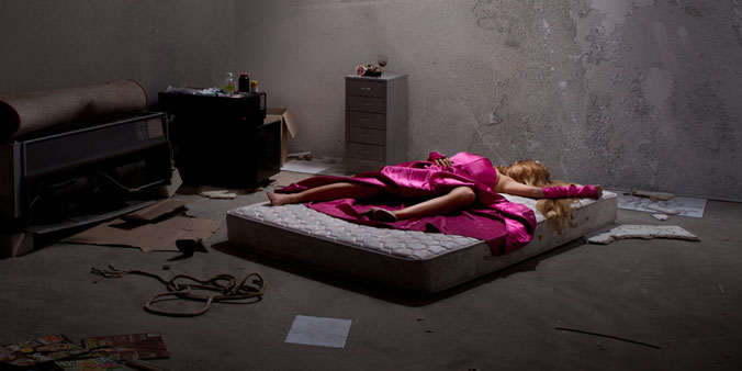 Thomas-Czarnecki-From-enchantment-to-down02